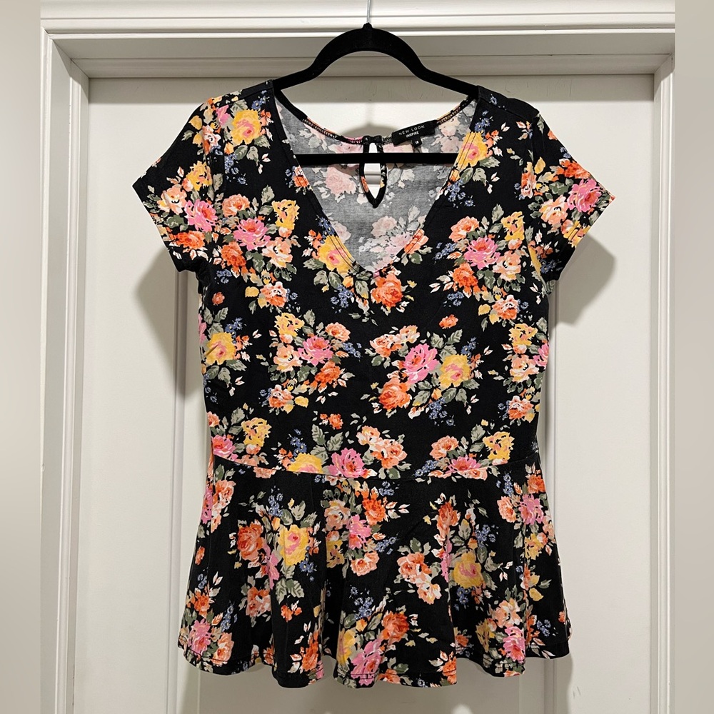 New Look Plus Size Floral Peplum Shirt - 18